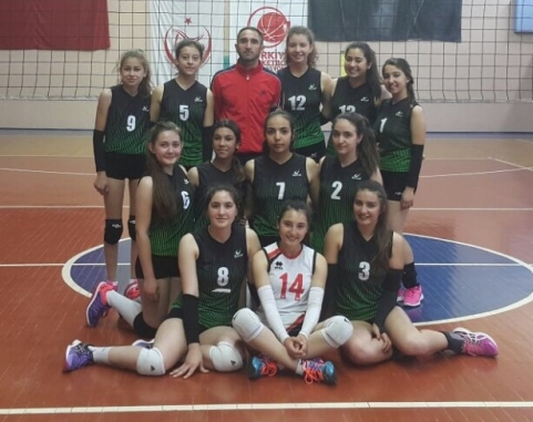 VOLEYBOL’DA GENÇ BAYANLAR TÜRKİYE FİNALLERİNE GİDİYOR