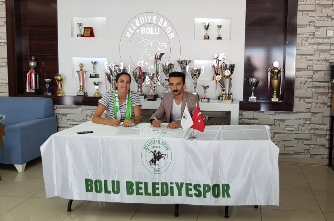 MÜGE ÖRENCİK BOLU BELEDİYESPOR'DA