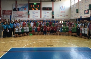 TURNUVA 1.'Sİ BOLU BELEDİYE SPOR