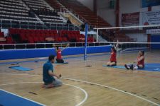 KADIN VOLEYBOL TAKIMIMIZ MEHMET ERDEM MARMARA AKADEMİ MAÇININ HAZIRLIKLARINI TAMAMLADI