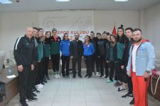 KULÜP BAŞKANIMIZ SİNAN BARUT PLAY-OFFLARDAN DÖNEN VOLEYBOL TAKIMIMIZI KARŞILADI