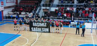 SULTANLARIMIZ LİDERE DİŞ GEÇİREMEDİ