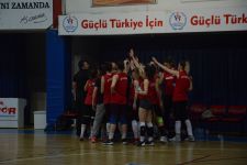 VOLEYBOL TAKIMIMIZ SEZONUN SON MAÇININ HAZIRLIKLARINA BAŞLADI