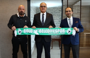 KULÜBÜMÜZDEN TÜRKİYE VOLEYBOL FEDERASYONU BAŞKANI ÜSTÜNDAĞ’A ZİYARET